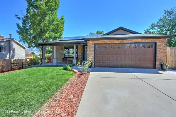 25 Hackberry Lane, Parachute, CO 81635