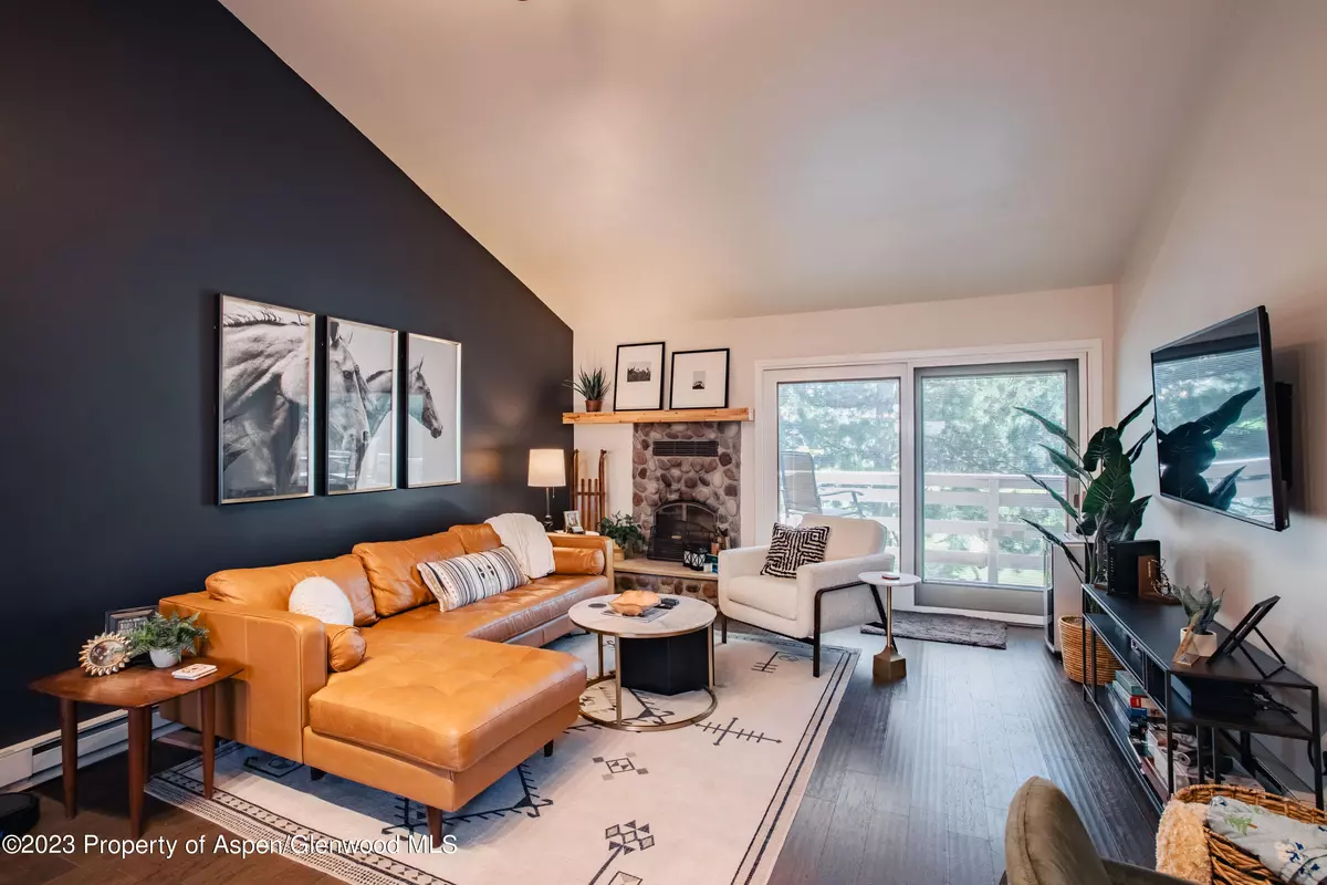 Carbondale, CO 81623,14913 Highway 82 251