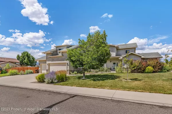 872 E 19th Street, Rifle, CO 81650