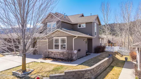 225 W Capital Court, New Castle, CO 81647