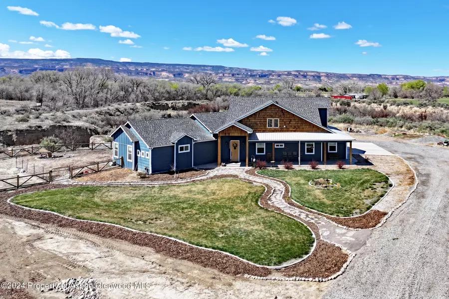1235 17 1/2 Road, Fruita, CO 81521