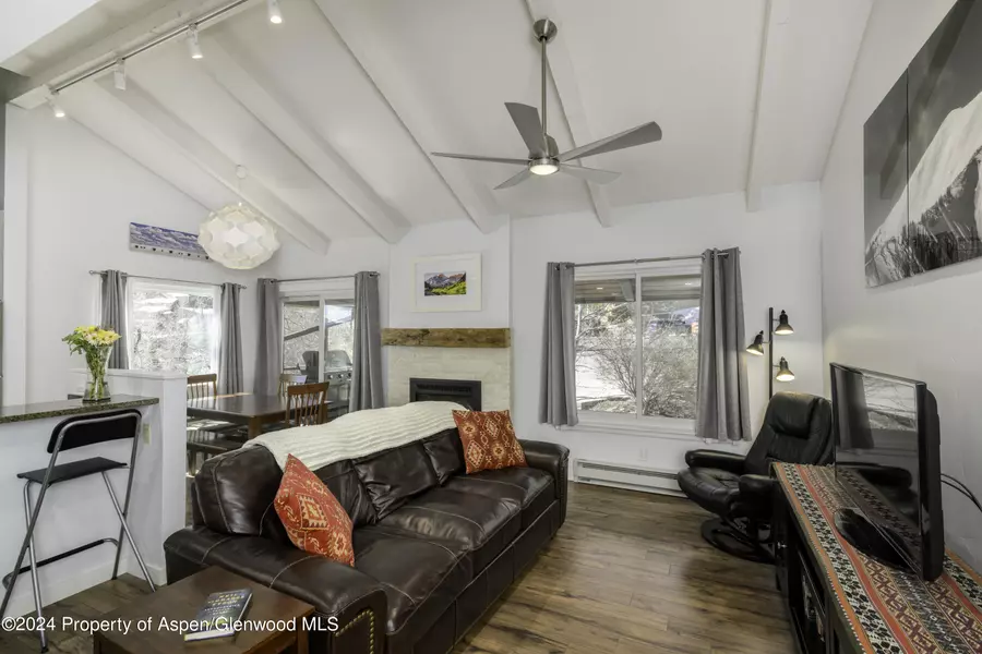 35 Lower Woodbridge Road Unit E-120, Snowmass Village, CO 81615