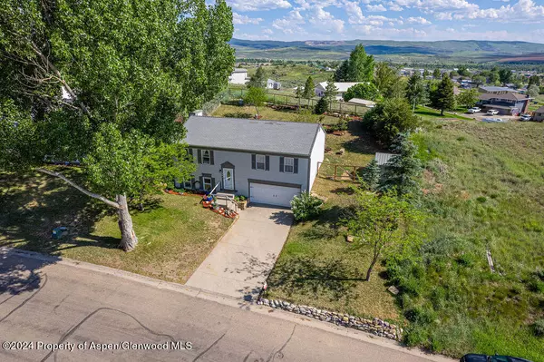 1196 E 10th Street, Craig, CO 81625