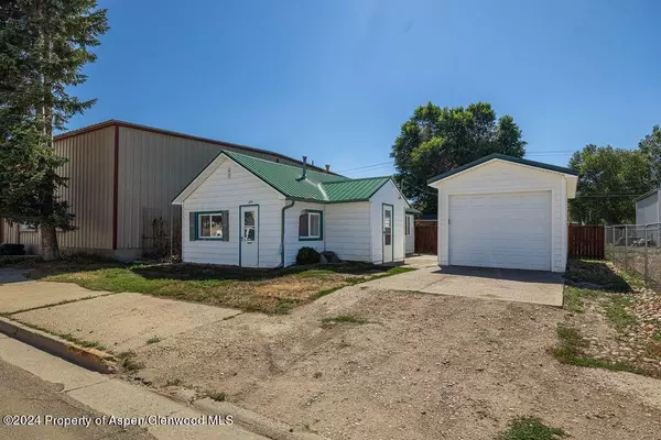 354 School Street, Craig, CO 81625