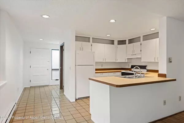 Glenwood Springs, CO 81601,2501 CISAR Court 1B