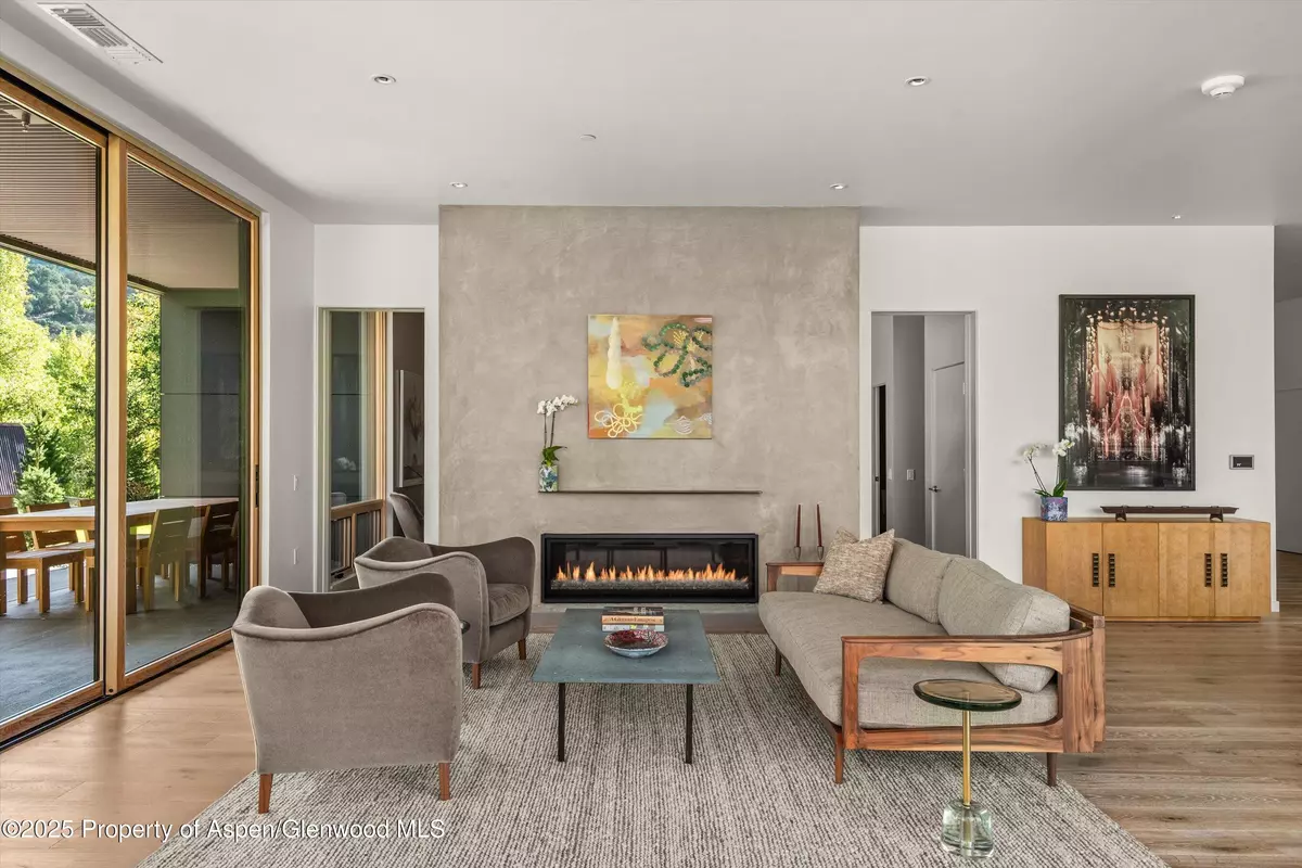 Basalt, CO 81621,103 Willow Road 105