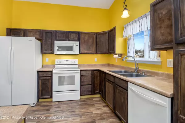 Silt, CO 81652,337 W ORCHARD Avenue