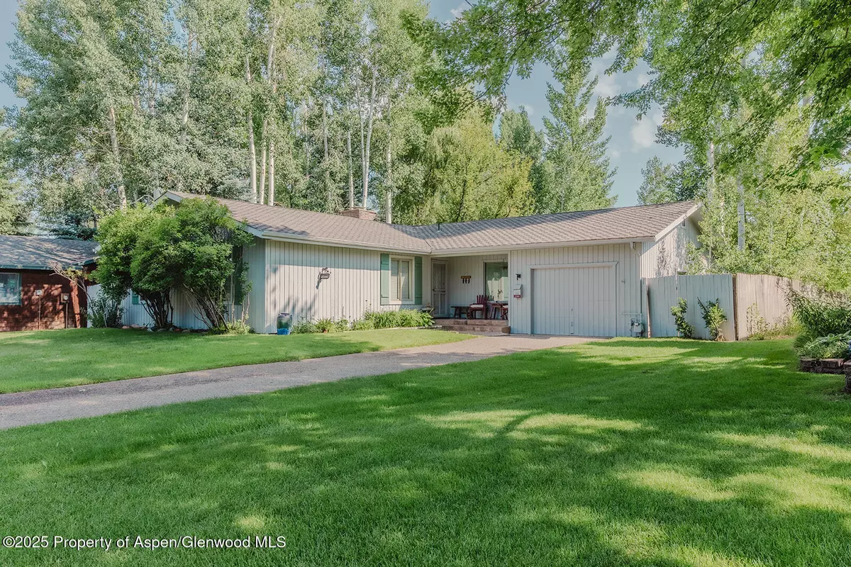 Carbondale, CO 81623,463 STAGECOACH Lane