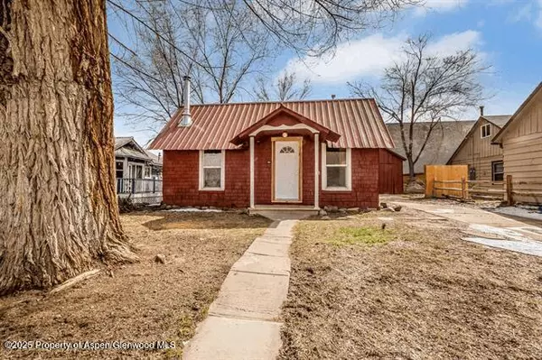 1004 Elm Avenue, Collbran, CO 81624