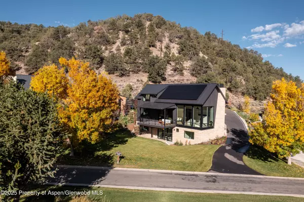Carbondale, CO 81623,719 Perry Ridge