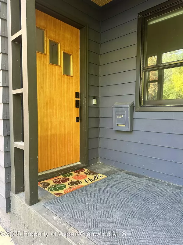 Glenwood Springs, CO 81601,1201 Cooper Avenue