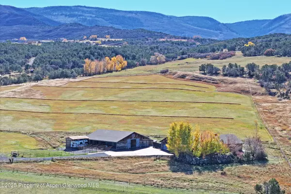 Molina, CO 81646,10497 54 7/10 Road