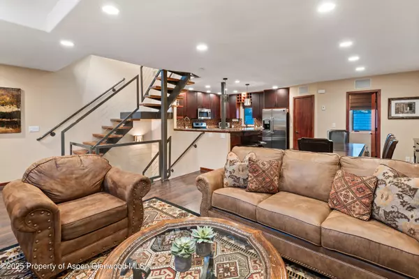 Aspen, CO 81611,650 S Monarch Street Unit 4