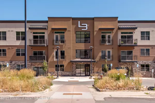 Glenwood Springs, CO 81601,253 Wulfsohn Road 132