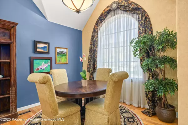 Carbondale, CO 81623,7 BUCKSKIN Court