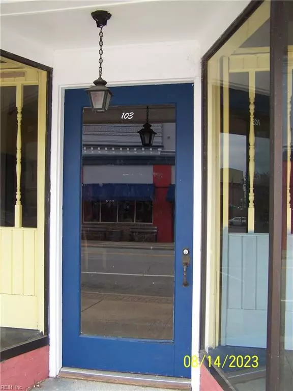 Franklin, VA 23851,103 N Main ST