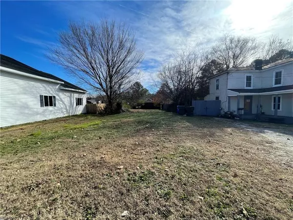 Suffolk, VA 23434,0.14AC E Washington ST