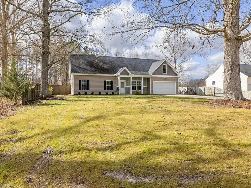 300 Baxter LN, Moyock, NC 27958