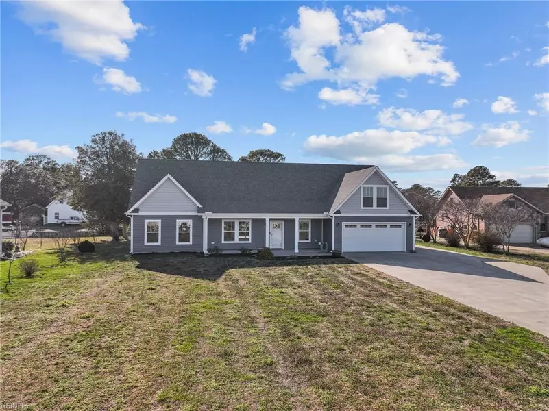 147 E Canvasback DR, Currituck, NC 27929