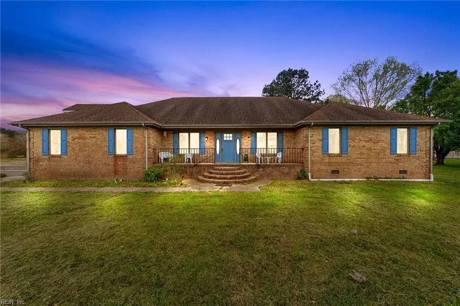 2713 Number Ten LN, Chesapeake, VA 23323