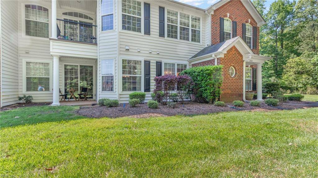 2824 Crescent Moon CT, Virginia Beach, VA 23456