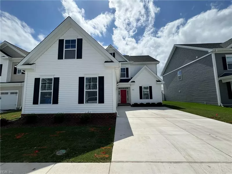 917 Cooper LN, Chesapeake, VA 23320