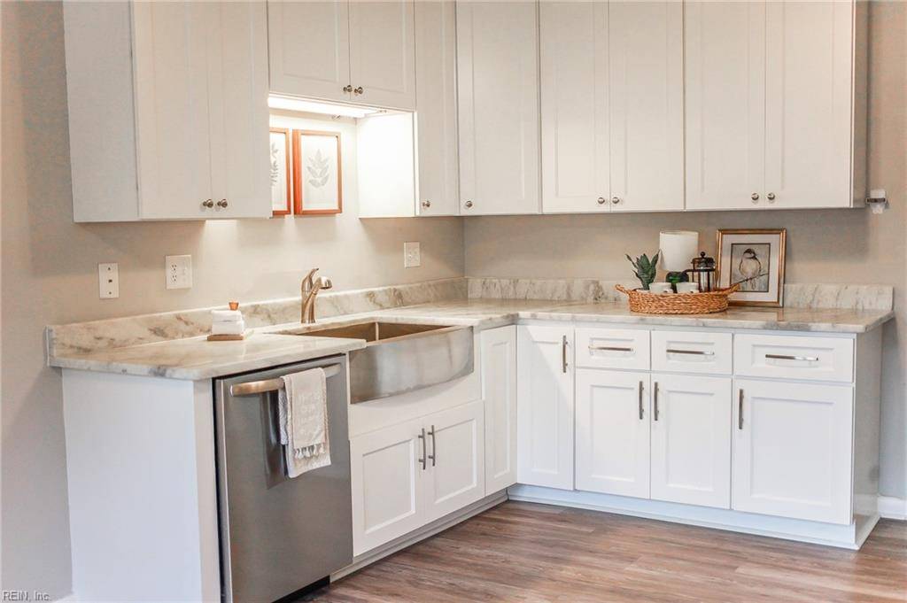5 Sundance PL, Newport News, VA 23608