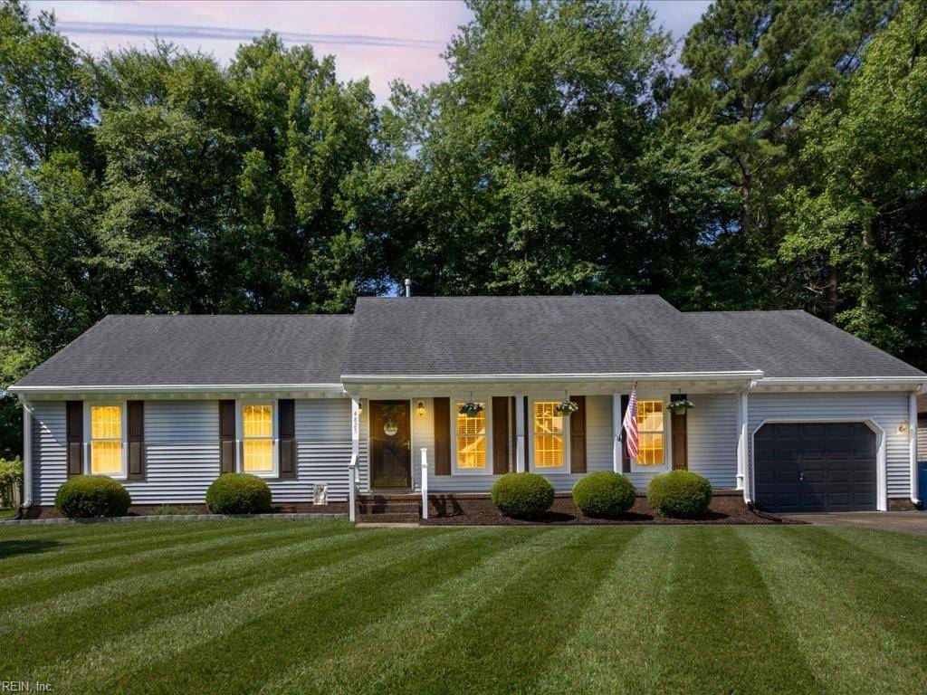 4825 Phoenix DR, Chesapeake, VA 23321