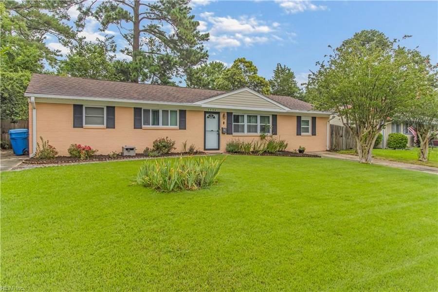 3404 Melinda PL, Virginia Beach, VA 23452