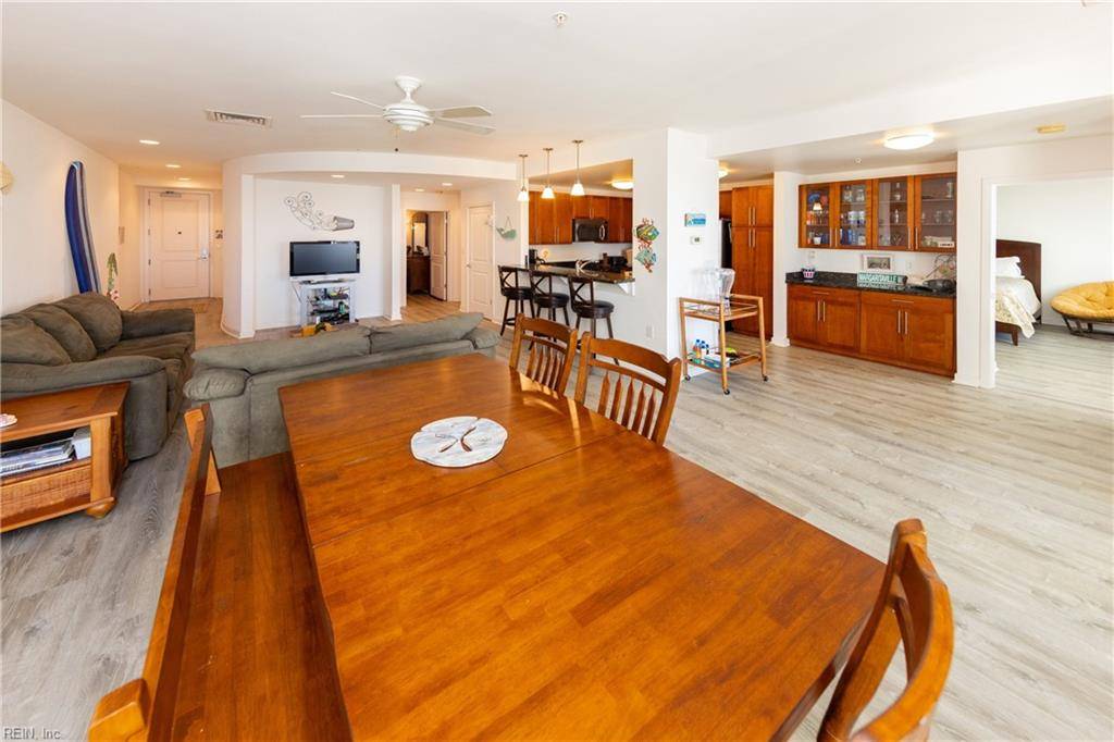 Virginia Beach, VA 23456,3700 Sandpiper RD #218