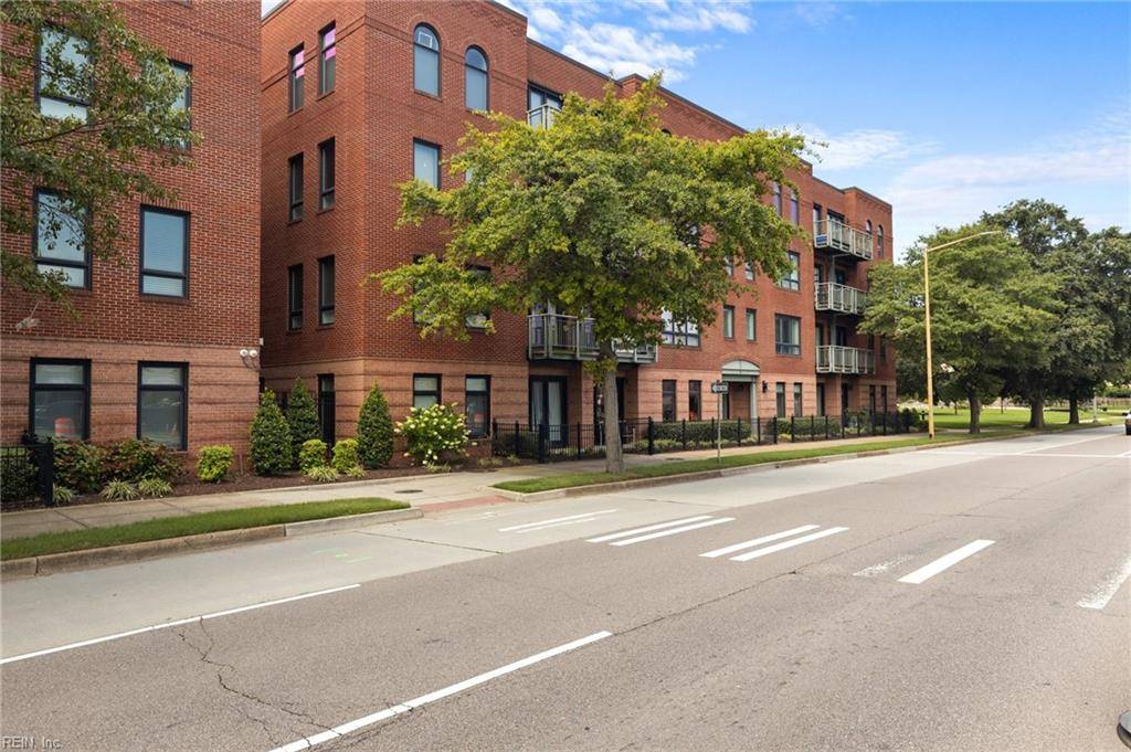 Norfolk, VA 23510,423 St Pauls BLVD #4A
