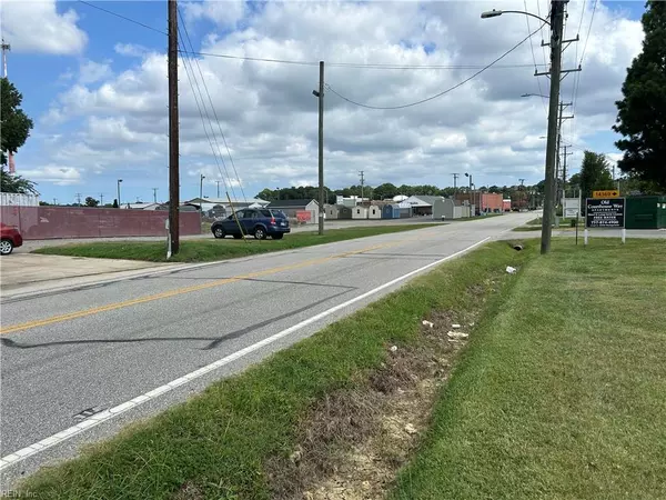 Newport News, VA 23608,14375 Old Courthouse WAY