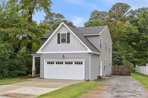 514 Maple RD,  Yorktown,  VA 23690