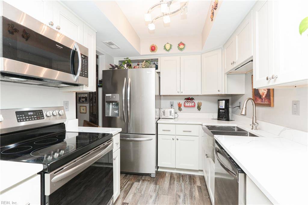 2459 Reagan AVE, Virginia Beach, VA 23454