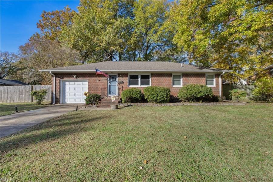 621 Page DR, Hampton, VA 23669