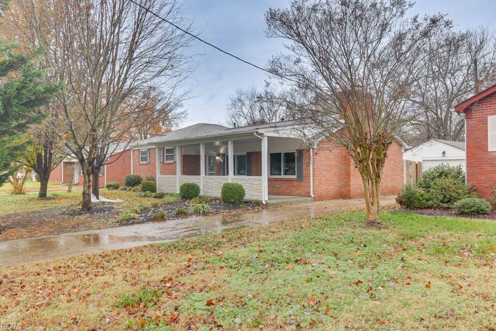 53 Longwood DR, Hampton, VA 23669