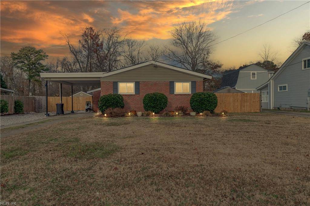 5536 Forest View DR, Virginia Beach, VA 23455