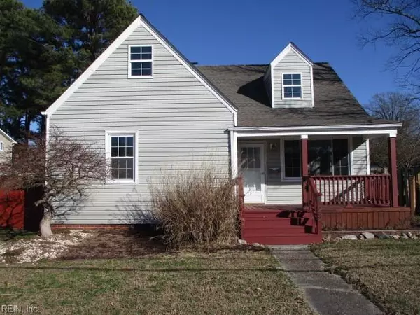 723 Sparrow RD, Chesapeake, VA 23325