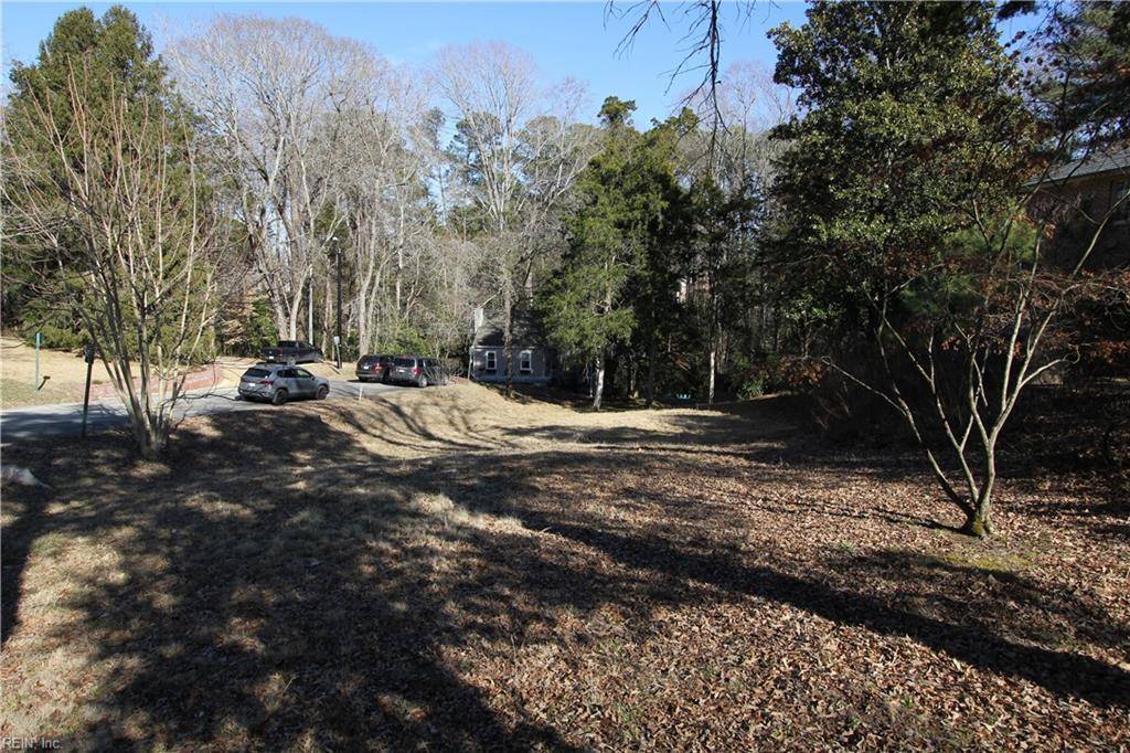 Williamsburg, VA 23185,201 Burns LN