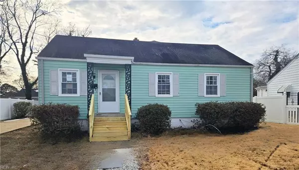 869 Widgeon RD, Norfolk, VA 23513