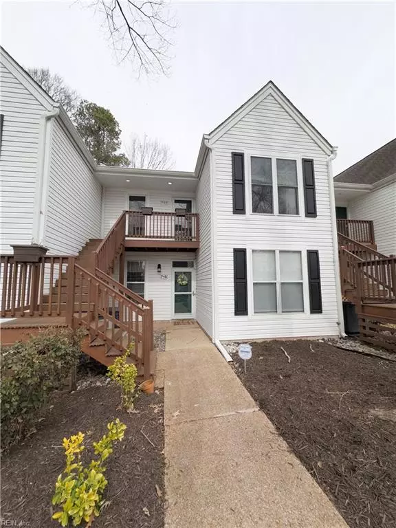 Yorktown, VA 23693,725 Ironwood DR