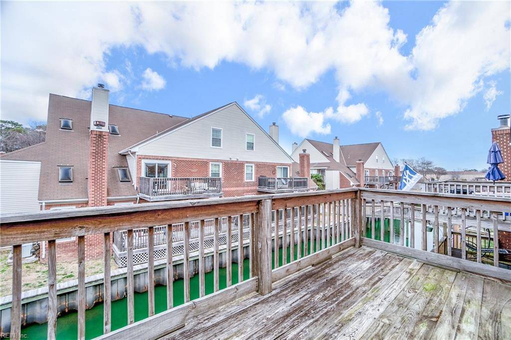 Virginia Beach, VA 23455,5160 Walkers Grant LN