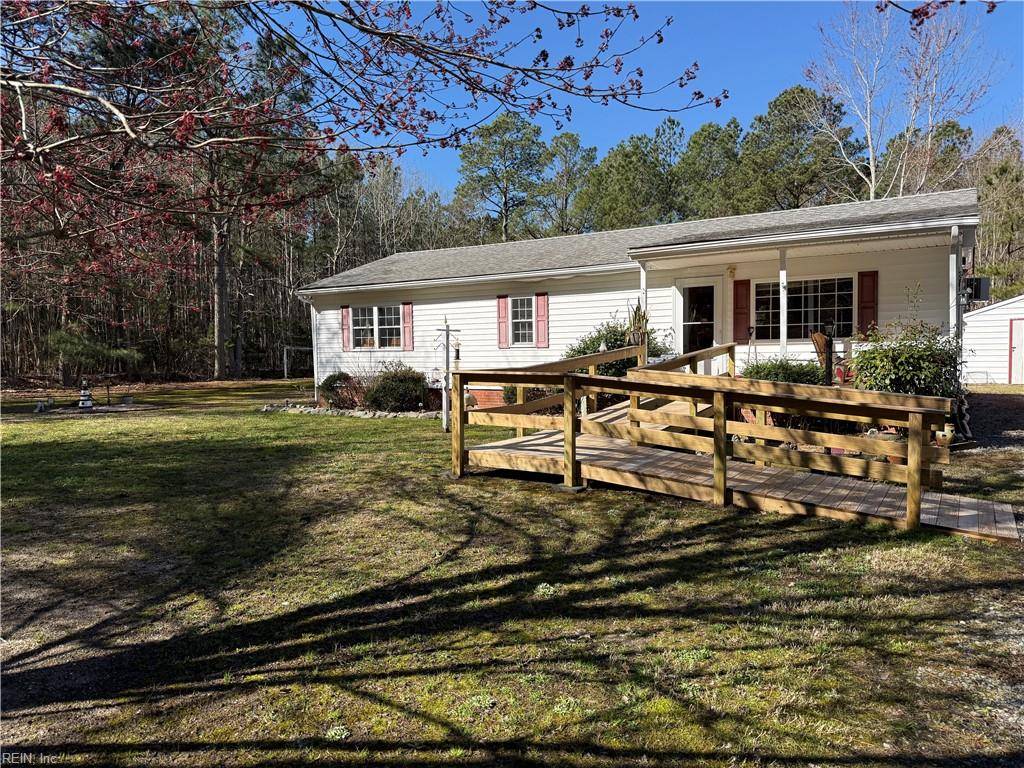 612 Knight Wood RD, Diggs, VA 23045