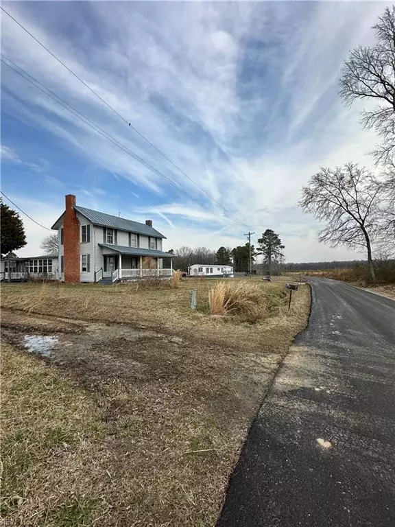 Suffolk, VA 23434,4381 Desert RD