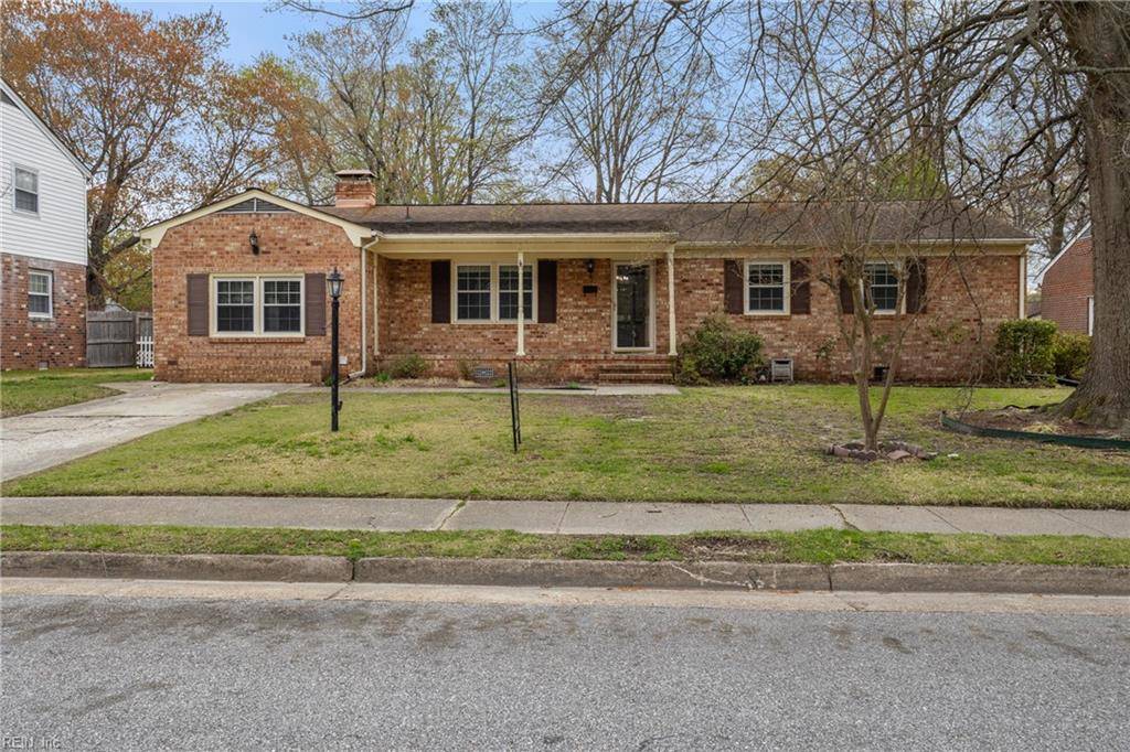 111 Garrett DR, Hampton, VA 23669