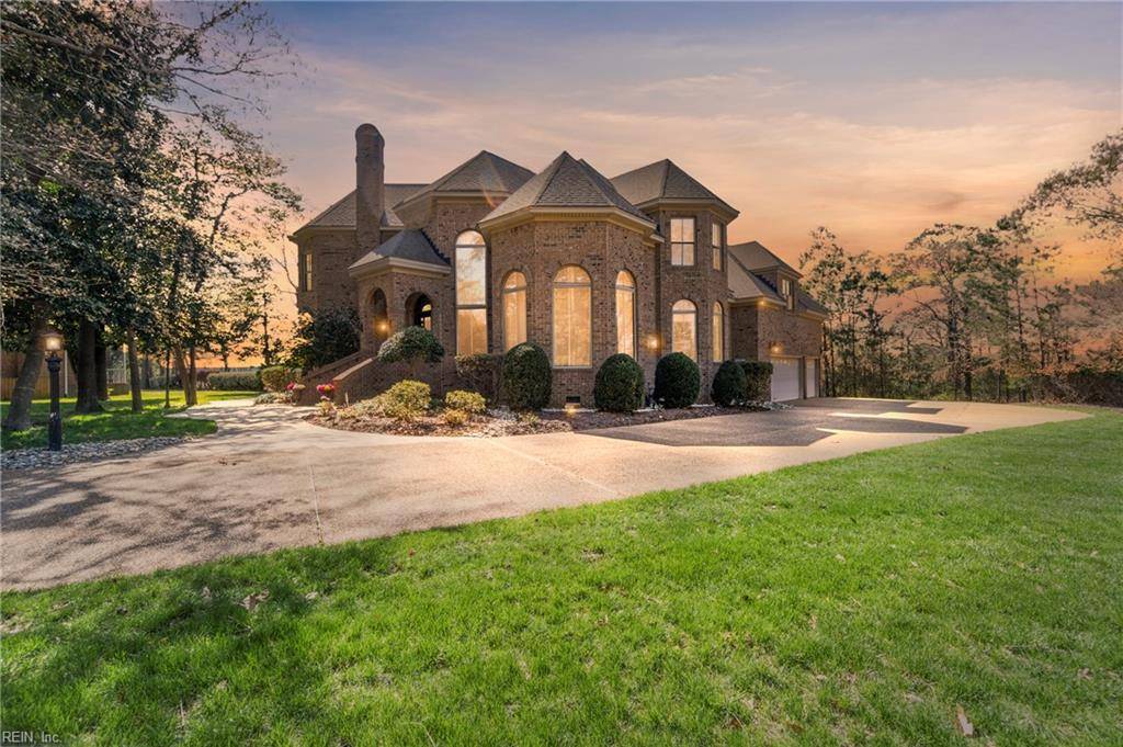 6534 Harbour Pointe DR, Suffolk, VA 23435