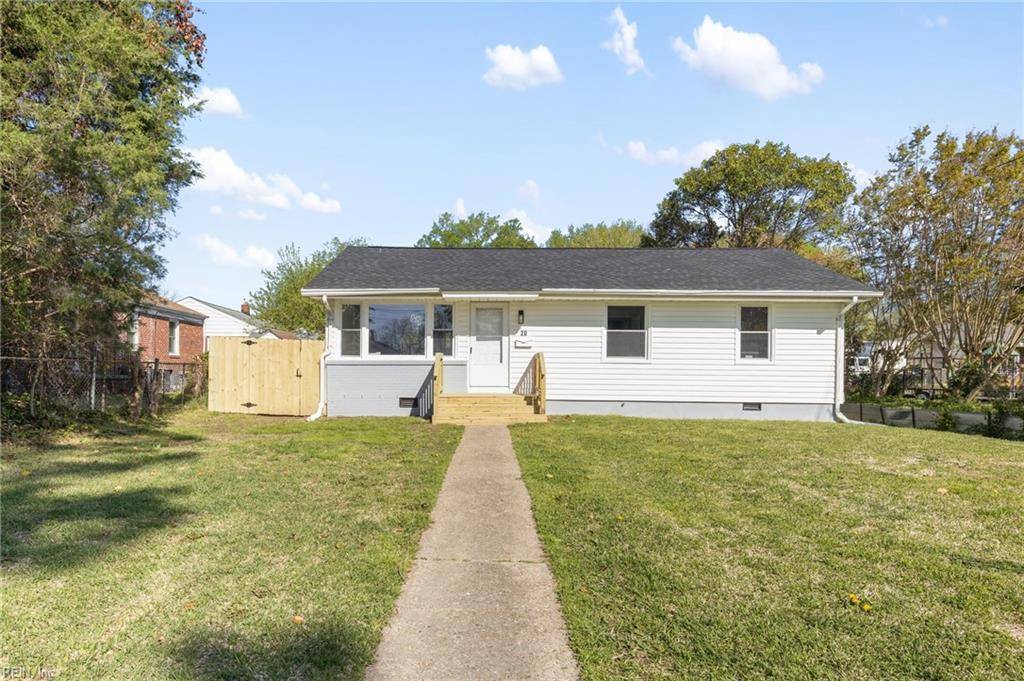 20 Marple LN, Hampton, VA 23666
