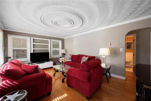 Norfolk, VA 23513,2428 Juniper ST