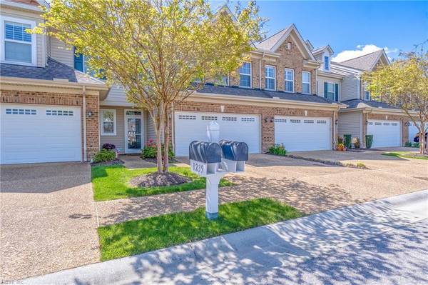 1233 Granton TER, Chesapeake, VA 23322