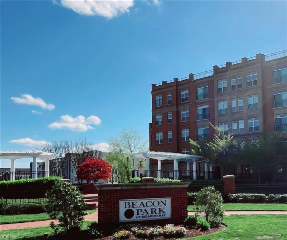 680 Watermans DR #301, Woodbridge, VA 22191